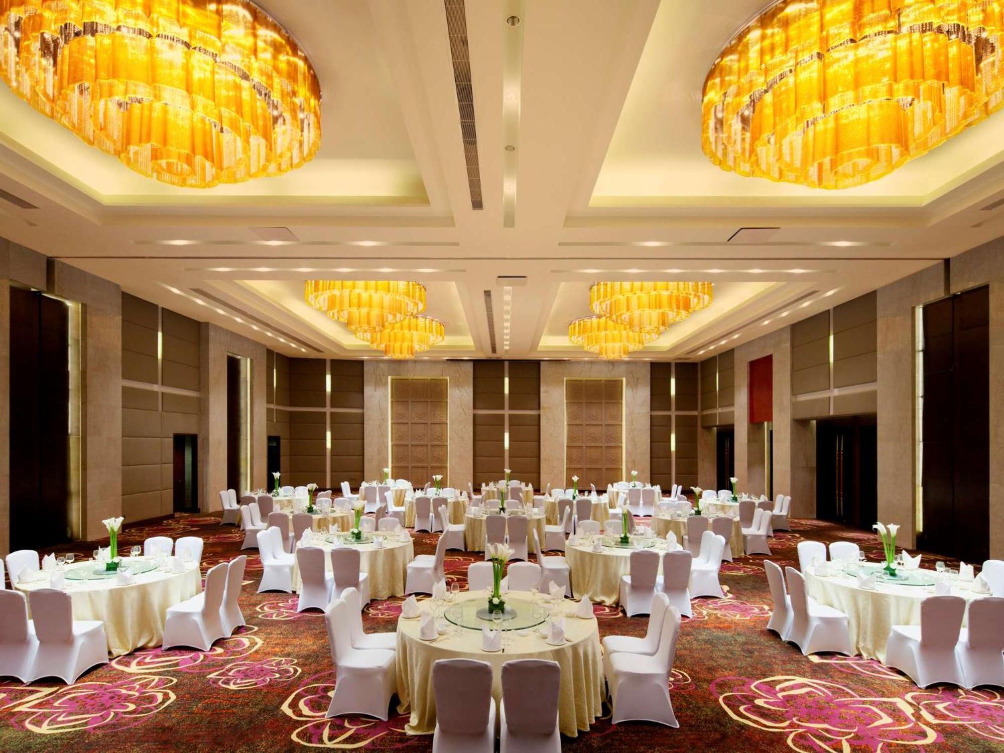 Doubletree By Hilton Shenyang Hotel Bagian luar foto