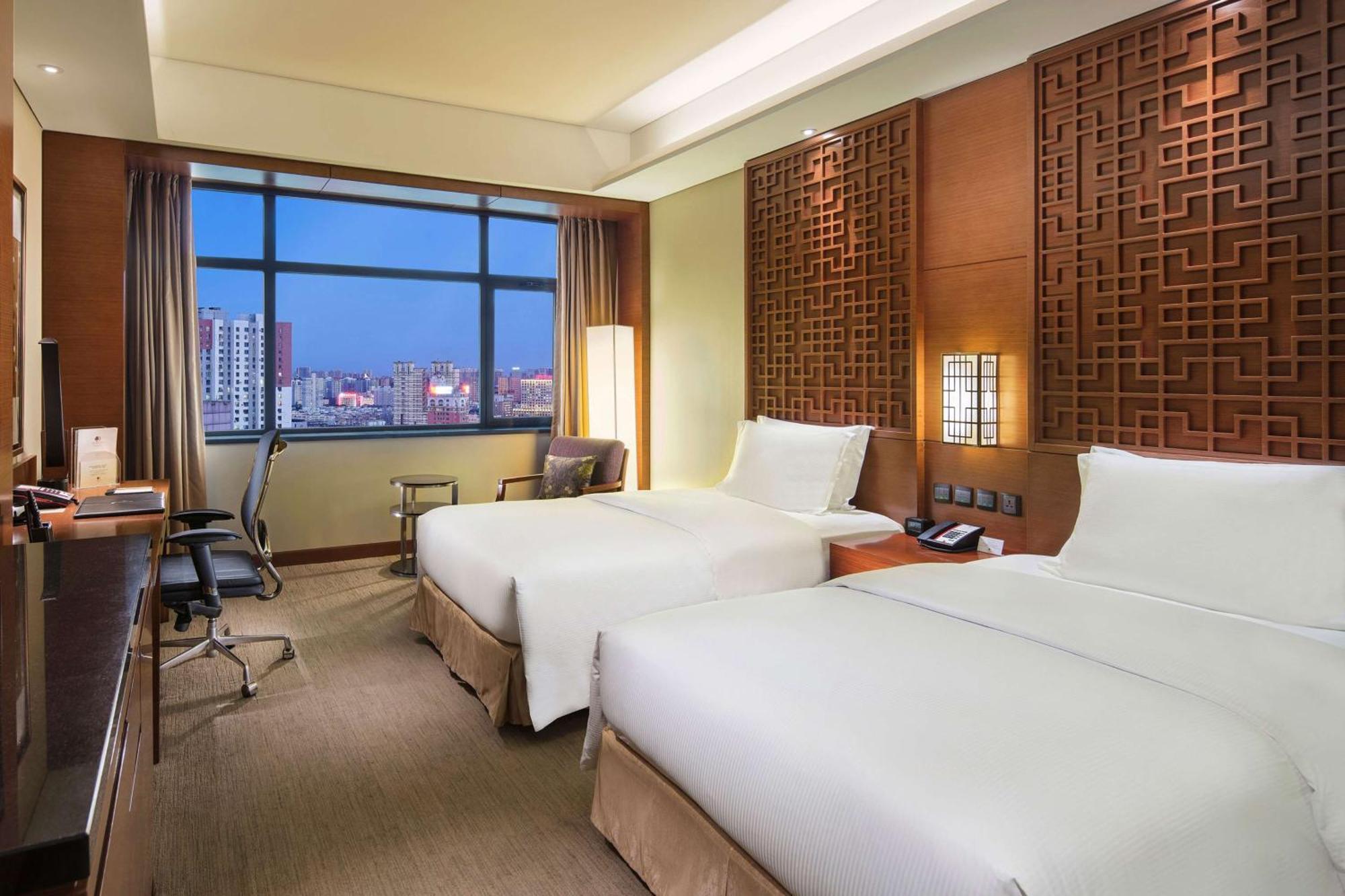 Doubletree By Hilton Shenyang Hotel Bagian luar foto