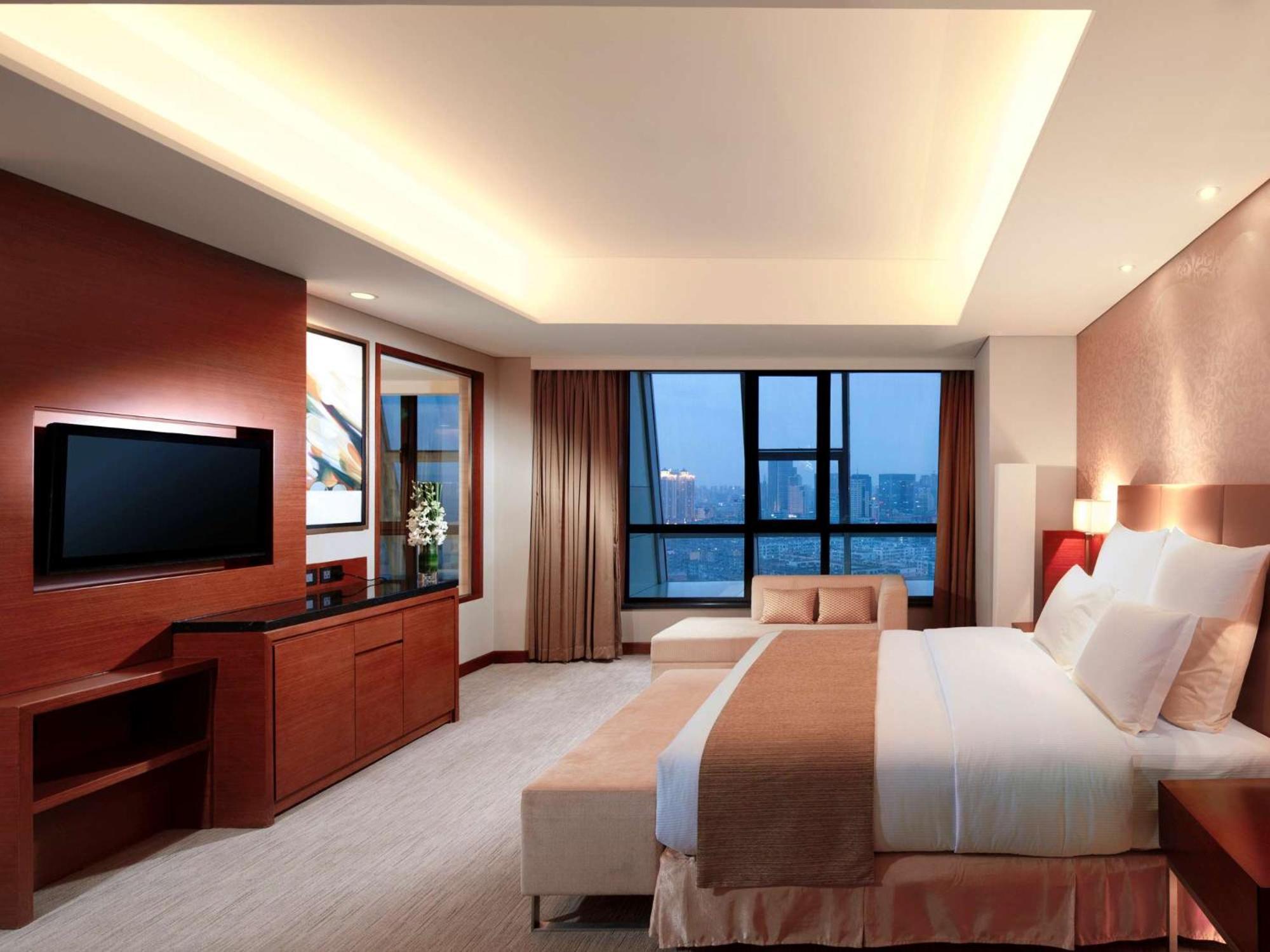 Doubletree By Hilton Shenyang Hotel Bagian luar foto