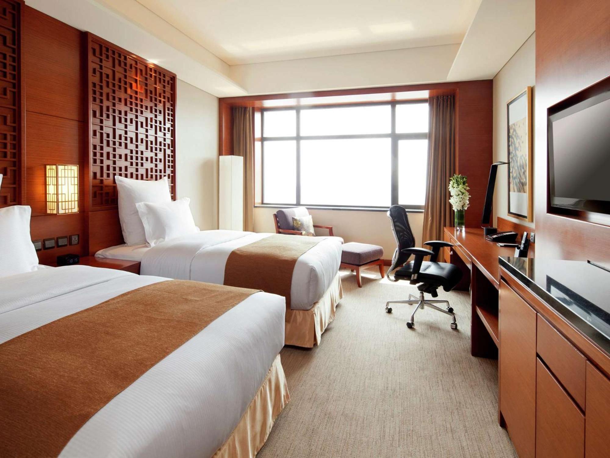 Doubletree By Hilton Shenyang Hotel Bagian luar foto